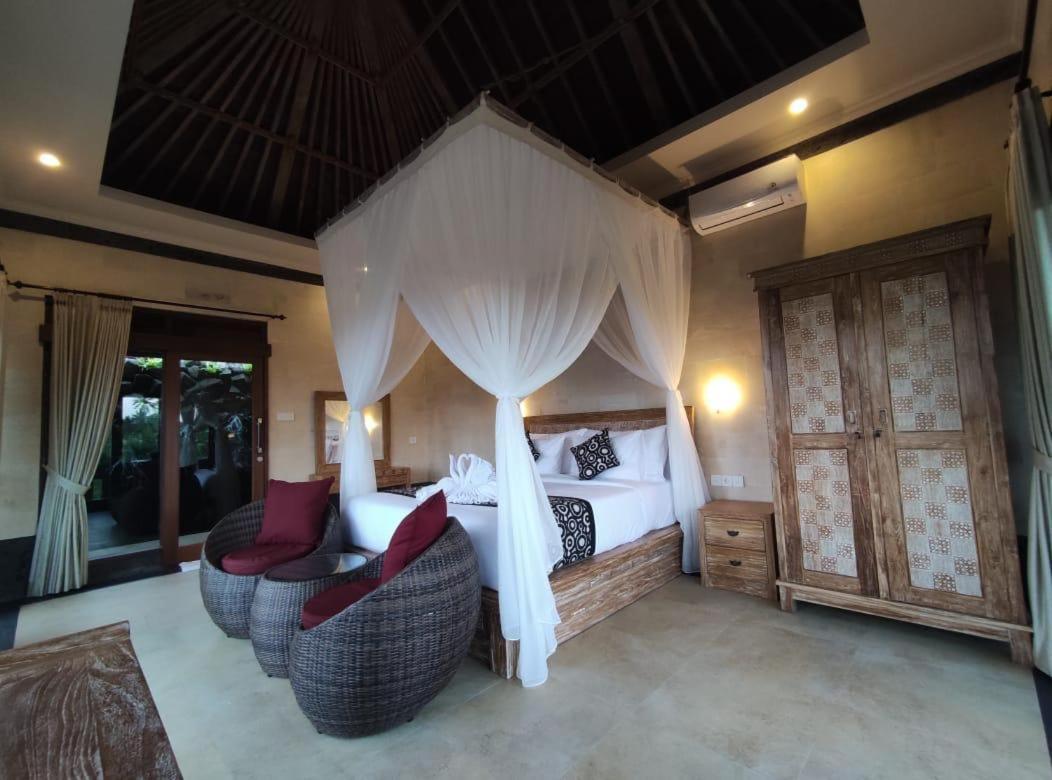 Anggarakasih Ubud Villa エクステリア 写真