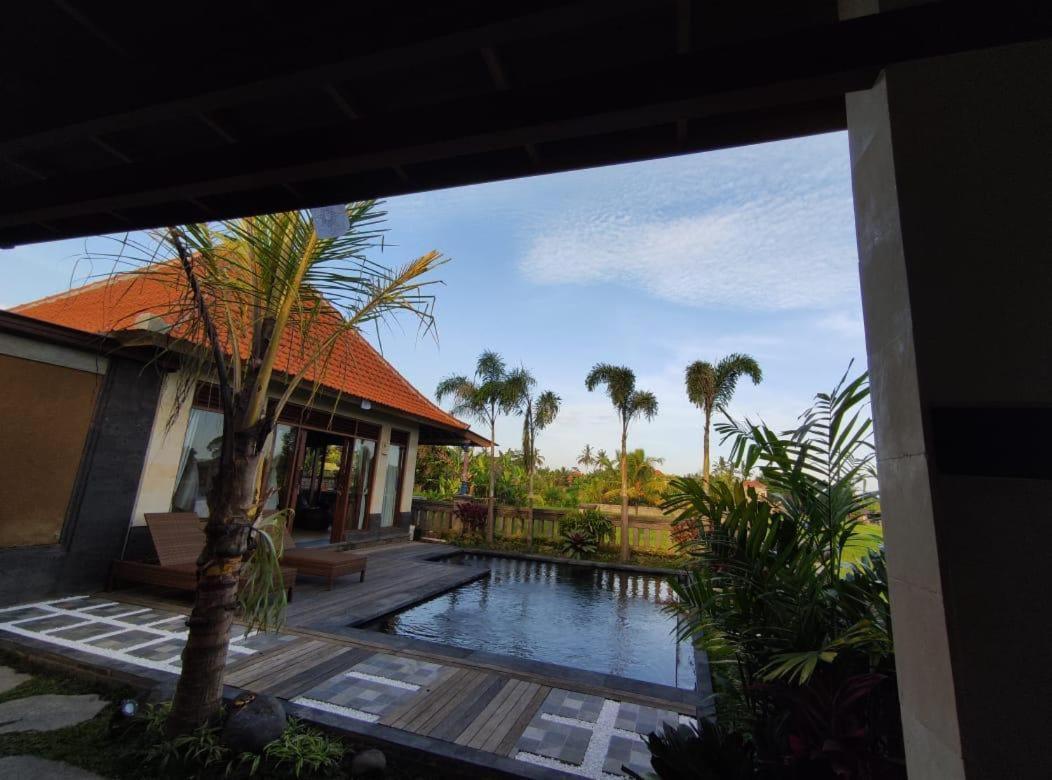 Anggarakasih Ubud Villa エクステリア 写真